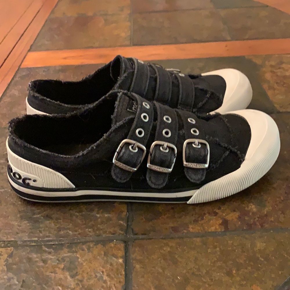 CUTE ROCKET DOG SNEAKERS 😍 SIZE 8